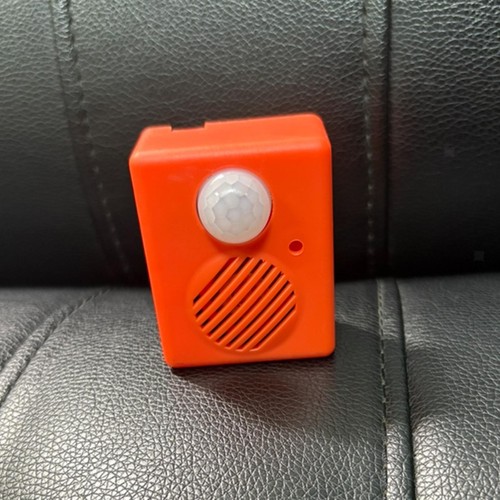 Schrei lautsprecher noise - schrei-lautsprecher,